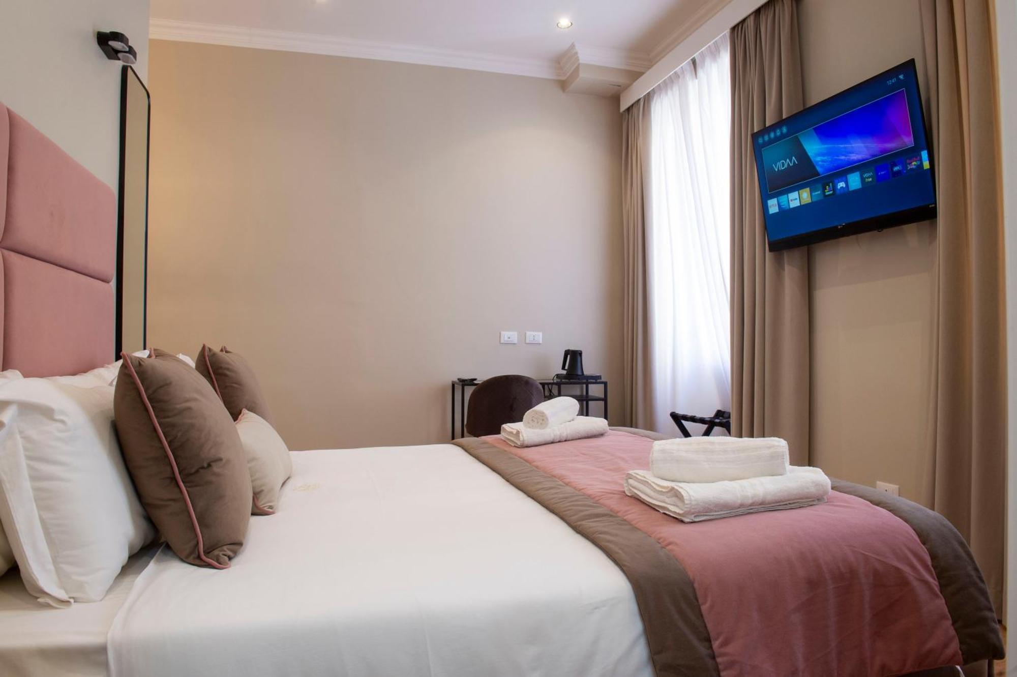 Ad Suites Nazionale Рим Екстериор снимка